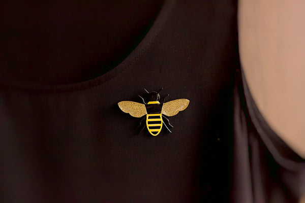 Bee Pin Brooch and Stud Earrings Naoi