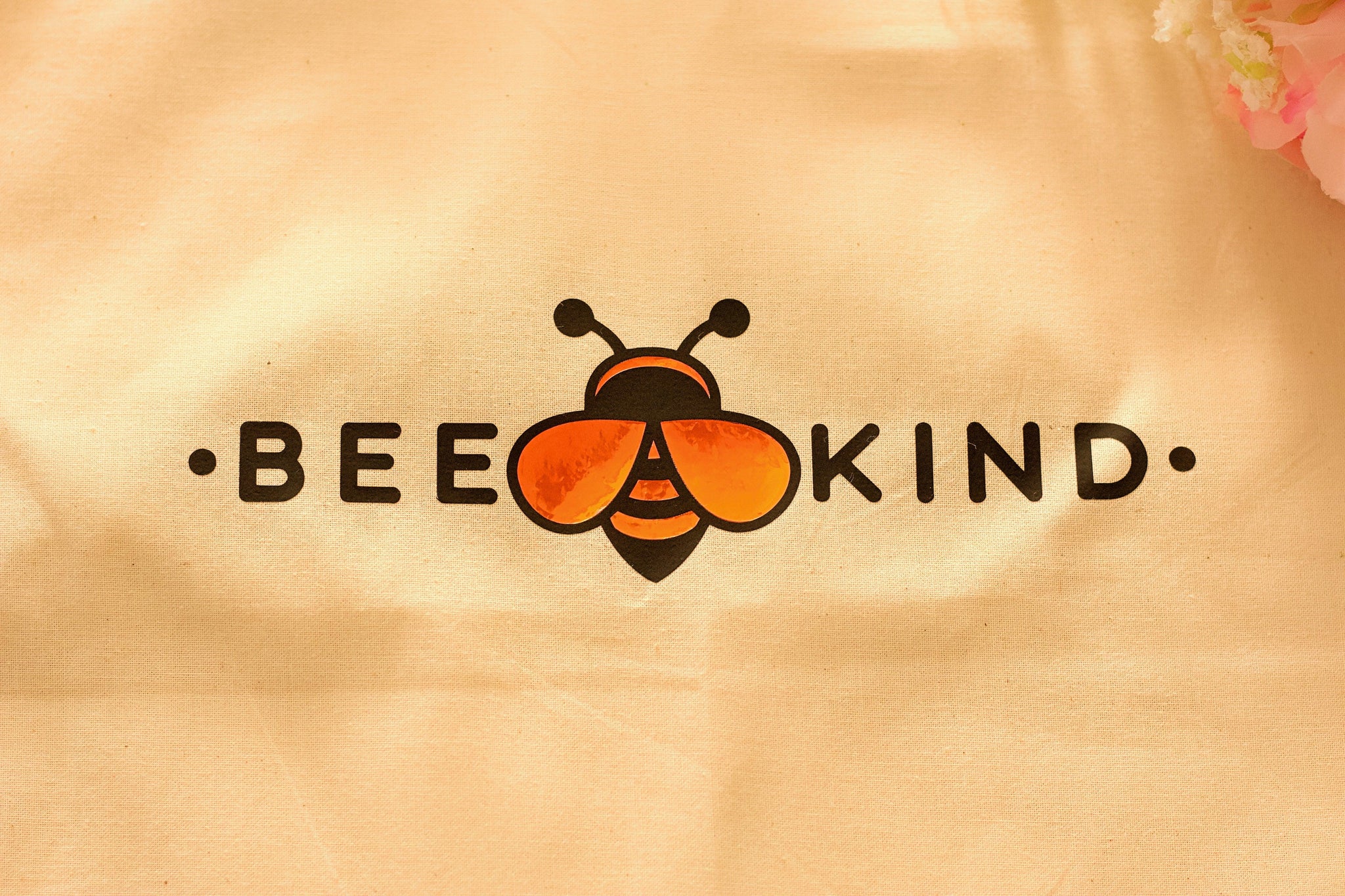 Bee Kind Tote Bag Naoi