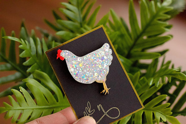 Hen Pin Brooch Naoi