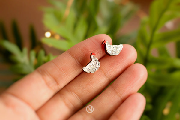 Hen Stud Earrings