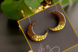 Moon Pendant Earrings Naoi